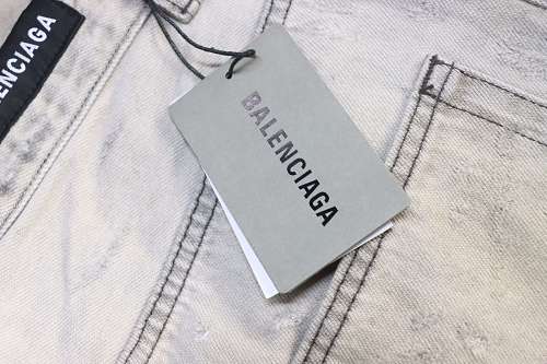 Balenciaga 24FW White Distressed Jeans
