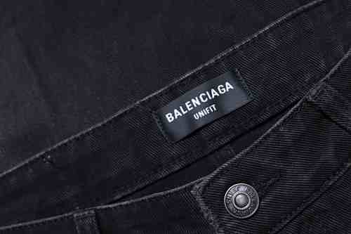 Balenciaga 2024 SS New Reversed Pocket Jeans, Black Washed Distressed Jeans