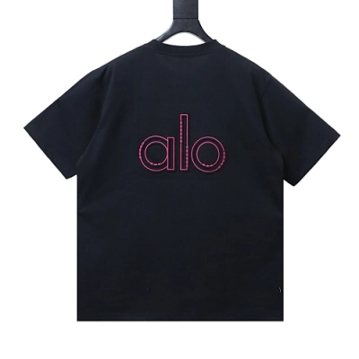 ALO 26SS Embroidered Logo Short-Sleeve T-Shirt Black 02