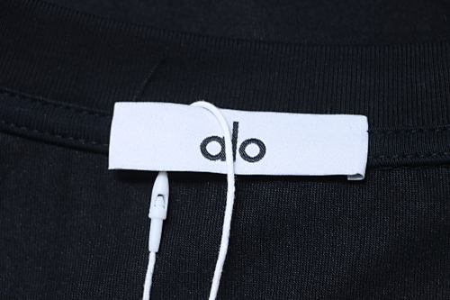 ALO 26SS Embroidered Logo Short-Sleeve T-Shirt Black