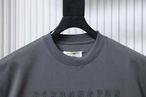 Maison Margiela M6 Embroidered Number T-shirt