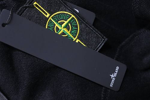 Stone Island Shorts Black H170