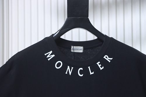 Moncler 26ss Short-Sleeve T-Shirt with Lettering Print on the Collar Black