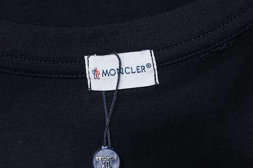 Moncler 26ss Short-Sleeve T-Shirt with Lettering Print on the Collar Black