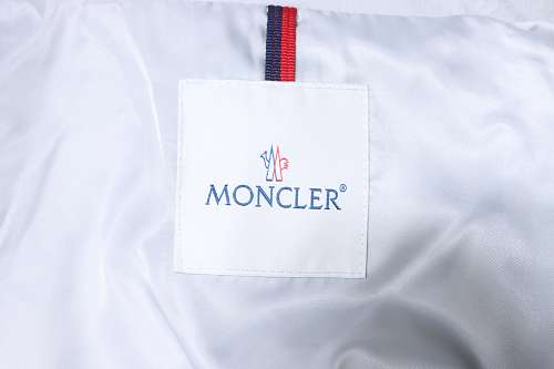 Moncler 26SS Classic Arm Logo Polo-Collar Lightweight Jacket Grey