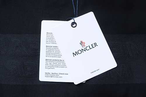 Moncler 26SS Front and Back Appliqué Embroidery T-Shirt Black