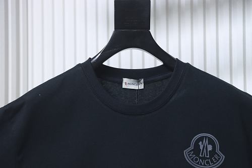 Moncler 26SS Short-Sleeve T-Shirt with Chest Logo Emblem Black