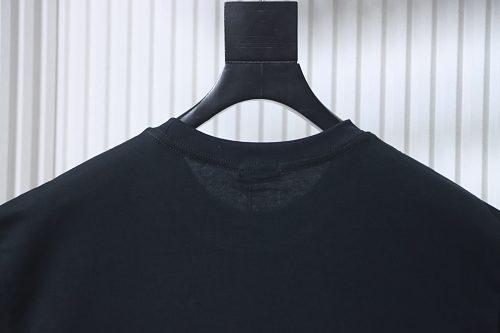 Moncler 26SS Short-Sleeve T-Shirt with Chest Logo Emblem Black