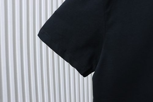 Moncler 26SS Short-Sleeve T-Shirt with Chest Logo Emblem Black
