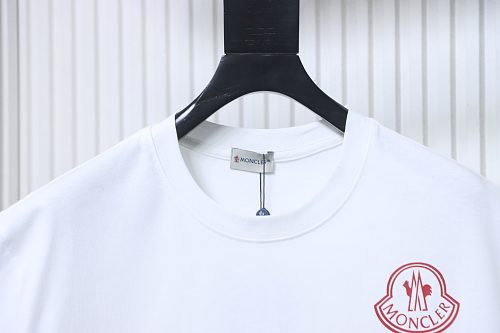 Moncler 26SS Short-Sleeve T-Shirt with Chest Logo Emblem White