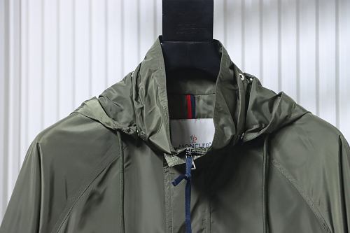 Moncler 26SS Workwear-Style Lightweight Hooded Jacket with Silicone Arm Patch Green