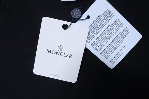 Moncler Large LOGO T-shirt Black