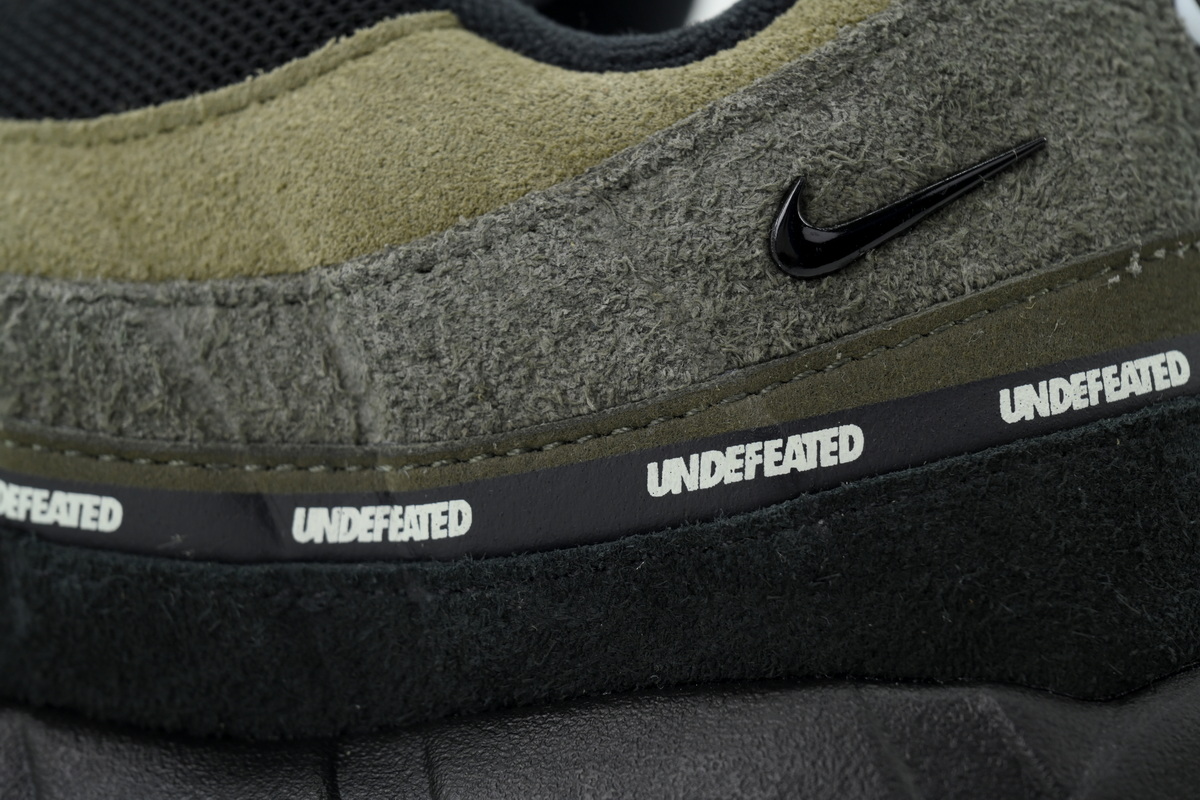 PK God Batch Undefeated x Nike Air Max 95 'Medium Olive' IB4523-200