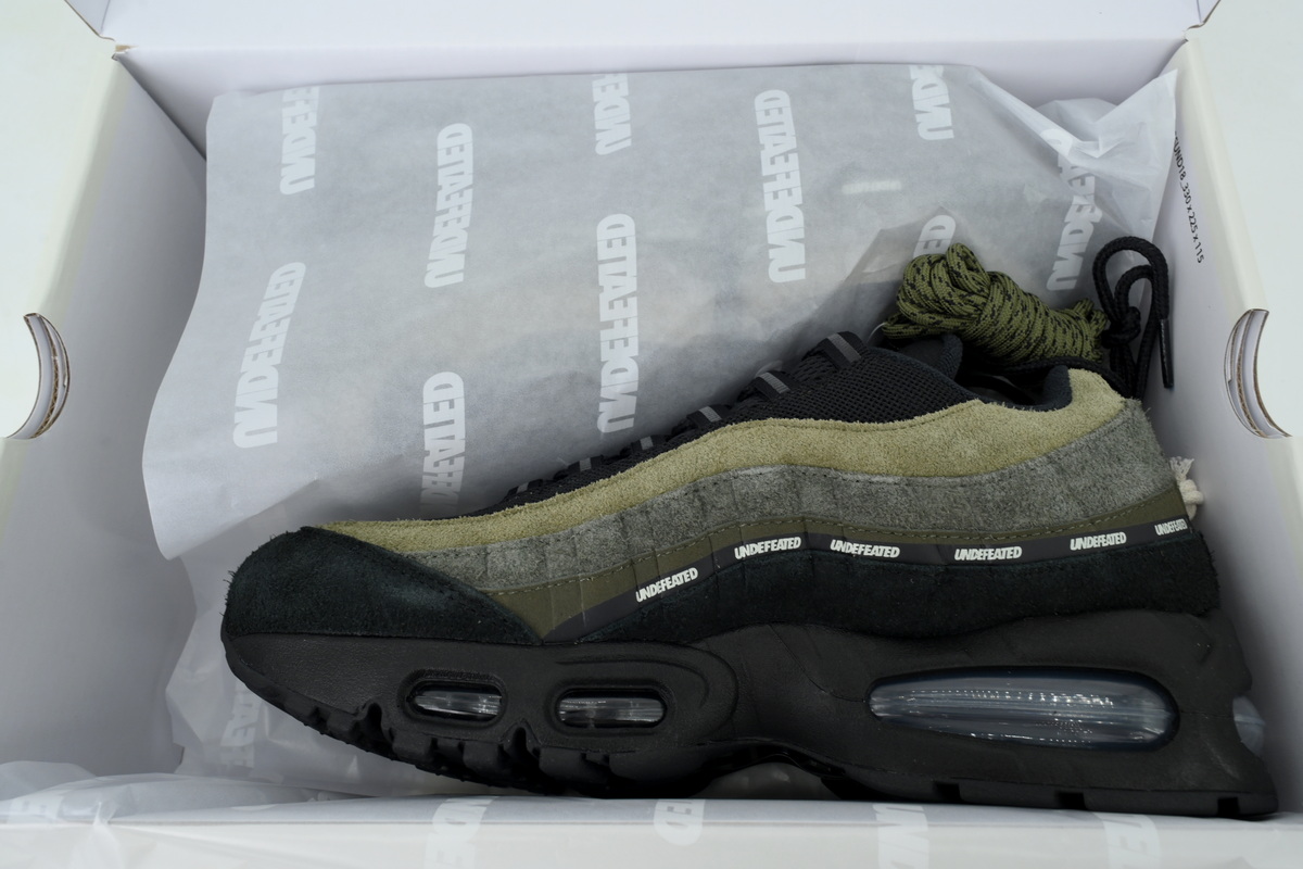 PK God Batch Undefeated x Nike Air Max 95 'Medium Olive' IB4523-200