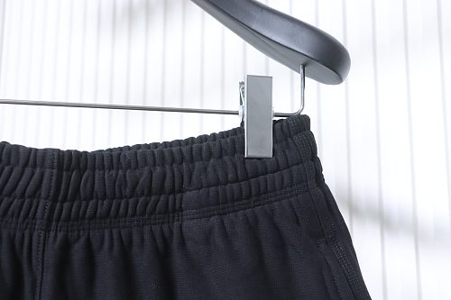 Burberry 25ss Cursive Letter Flocked Logo Shorts