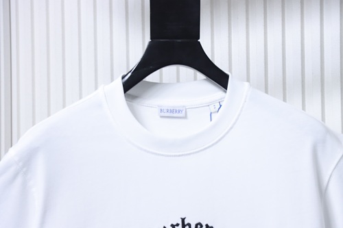 Burberry 26SS Embroidered Flag Short-Sleeve T-Shirt