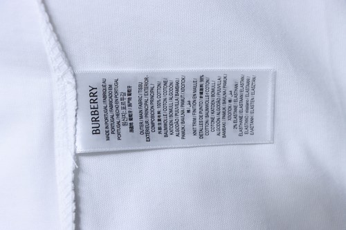 Burberry 26SS Embroidered Flag Short-Sleeve T-Shirt