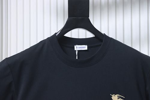 Burberry Back Circle Knight Horse Short-Sleeve T-Shirt