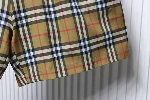 Burberry Plaid Beach Casual Five-Point Shorts