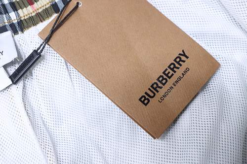 Burberry Plaid Beach Casual Five-Point Shorts