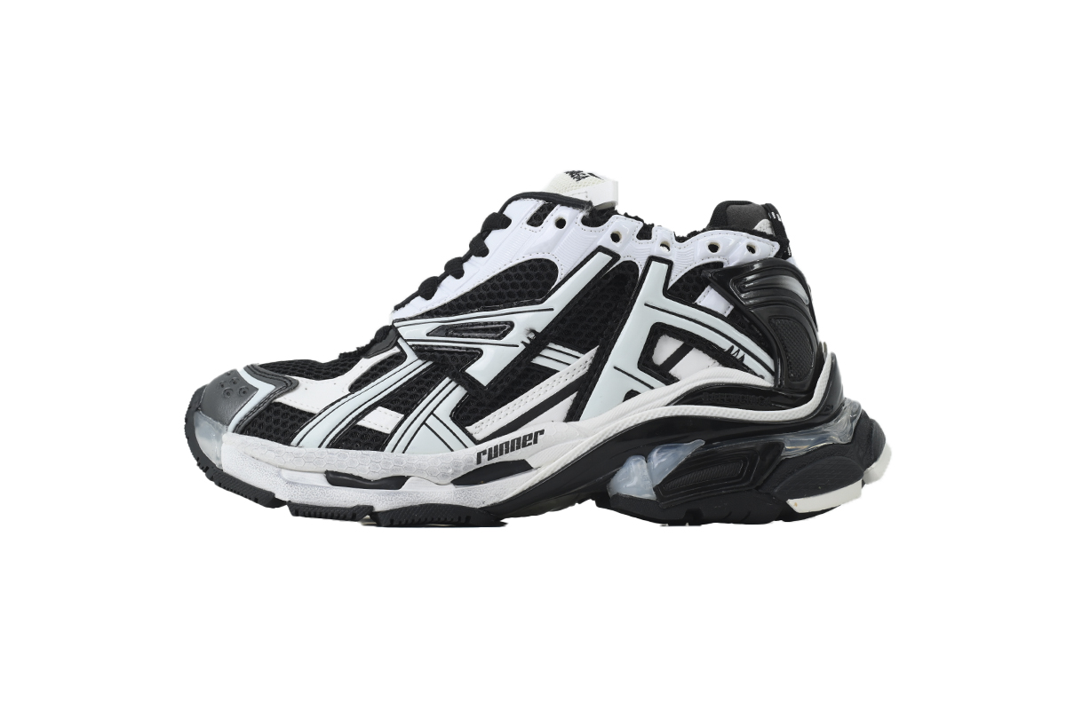 【TOP PK Batch】Balenciaga Runner Black White LED 677403 W3RB2 9010