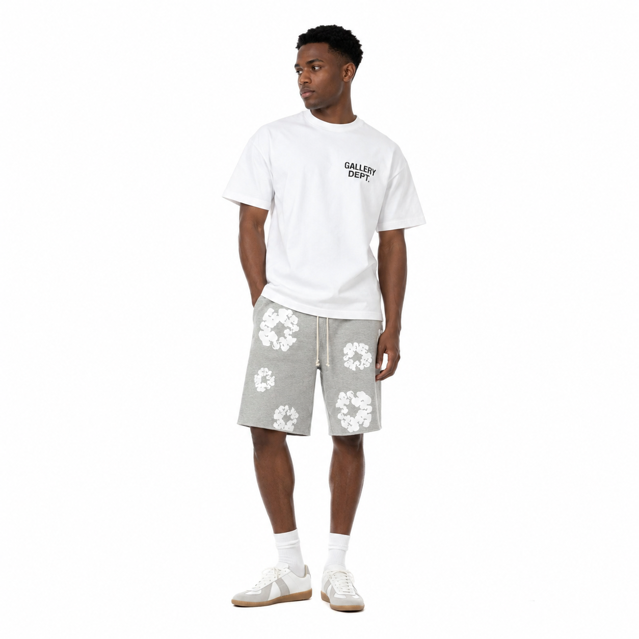 GALLERY DEPT. SOUVENIR T-SHIRT WHITE + Denim Tears The Cotton Wreath Shorts Grey (2)