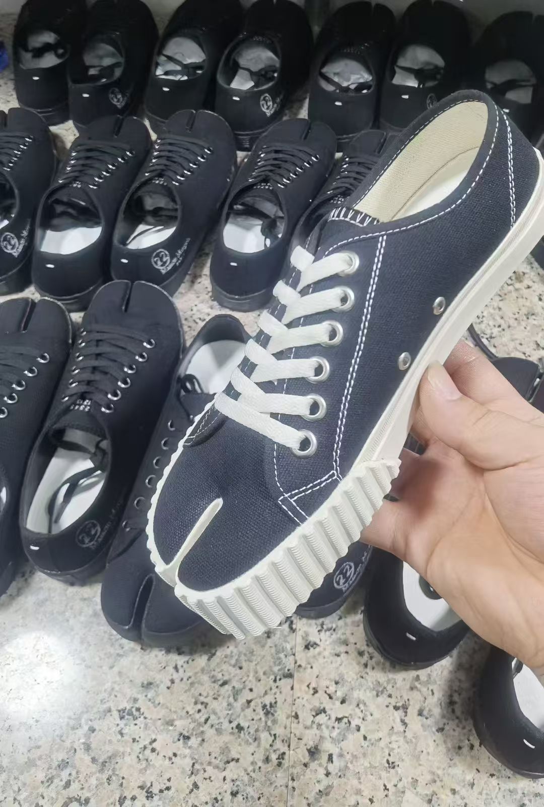 Maison Margiela Tabi 'Embroidered Logo - Black'