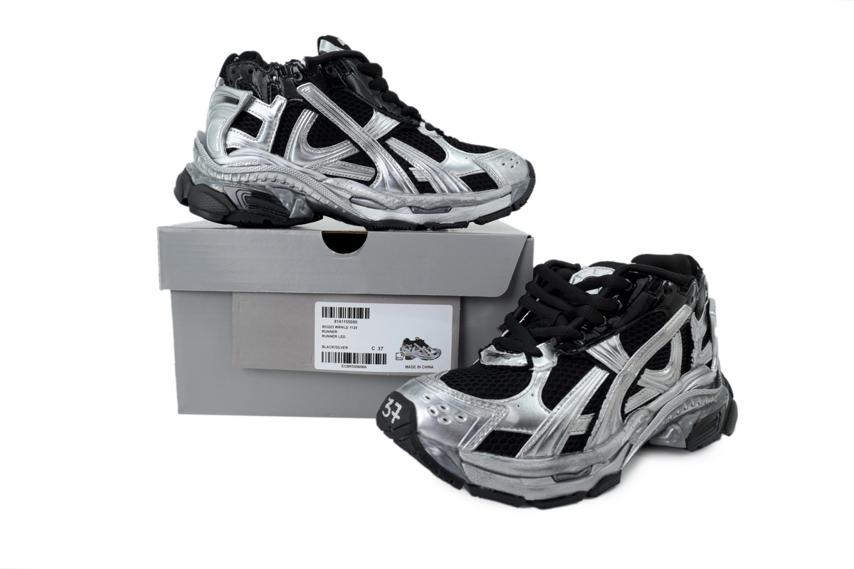 Balenciaga Runner Black Silver LED 853223 WRNLD 1125
