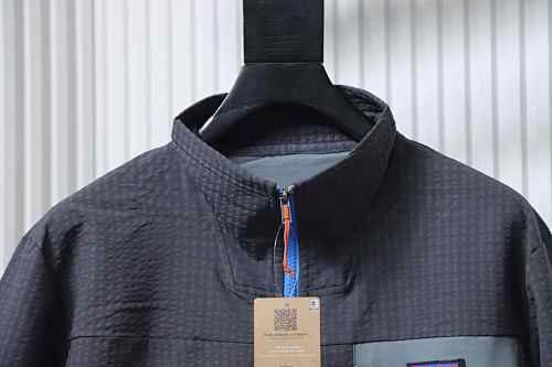 Patagonia R1 Air Zip Neck Logo Jacket Grey
