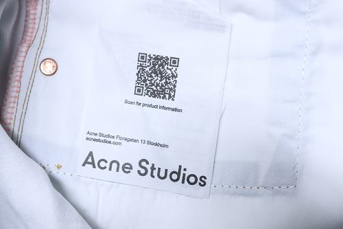 ACNE Optical illusion print distressed jeans