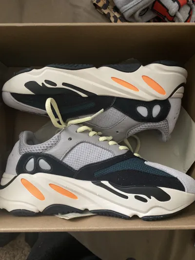 LJR Batch adidas Yeezy Boost 700 Wave Runner Solid Grey B75571 review Anonymous (CC) 00