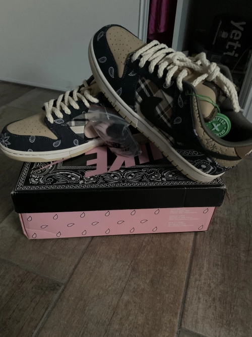 PK God Batch Nike SB Dunk Low Travis Scott CT5053-001 review 
