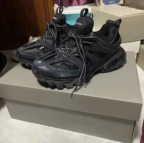 Balenciaga Track Black (W)  542436 W1GB1 1000 review 
