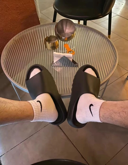 PK God Batch adidas Yeezy Slide Onyx GQ6448 review 