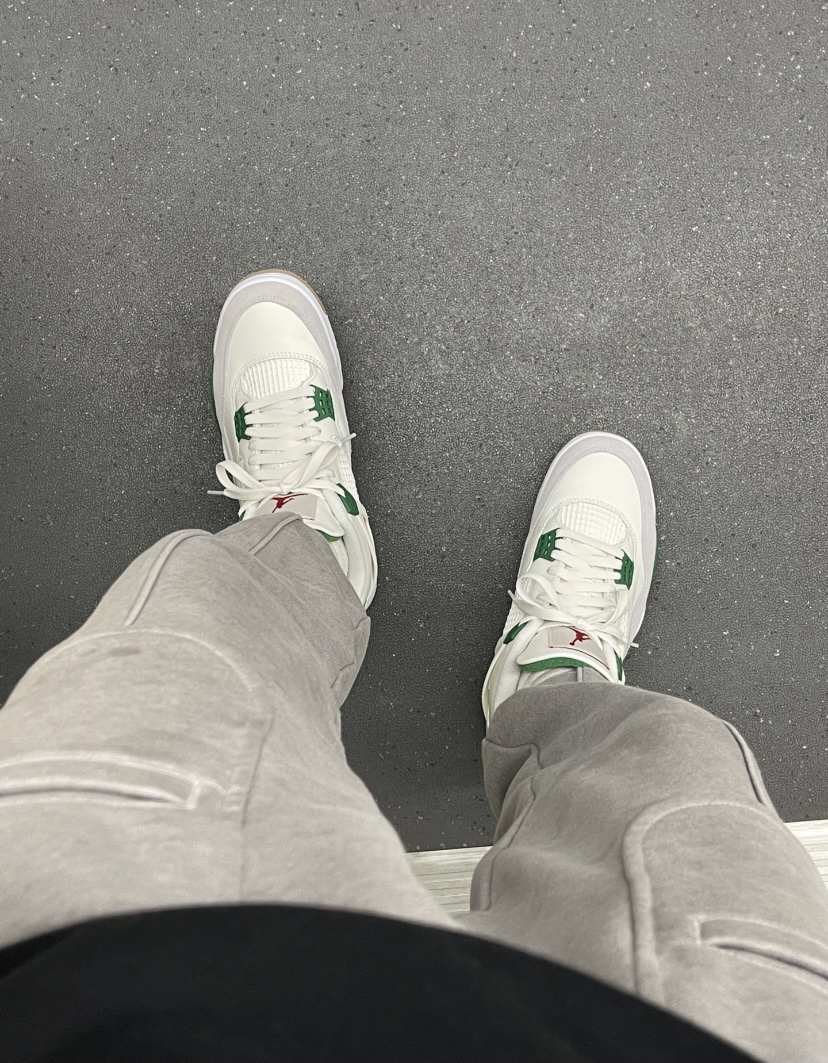 PK God Batch Jordan 4 Retro SB Pine Green DR5415-103 review Jamie Emmell 02