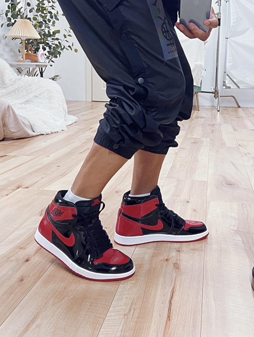 LJR Batch Air Jordan 1 Retro High OG Patent Bred  555088-063 review Sarah Orbach 01