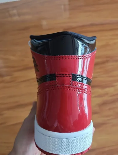LJR Batch Air Jordan 1 Retro High OG Patent Bred  555088-063 review Richard Melgar 02