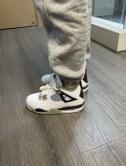 PK God Batch Nike Air Jordan 4 Retro Seafoam AQ9129-103 review Philip Gutierrez 01
