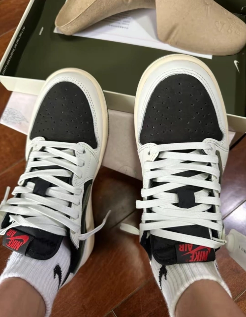LJR Batch Air Jordan 1 Retro Low OG SP Travis Scott Olive (W) DZ4137-106 review 