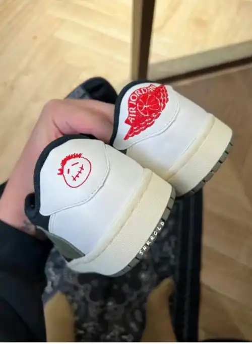 LJR Batch Air Jordan 1 Retro Low OG SP Travis Scott Olive (W) DZ4137-106 review 