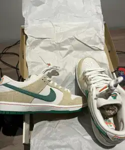 LJR Batch Nike SB Dunk Low Jarritos FD0860-001 review Rigoberto Delatorre 01