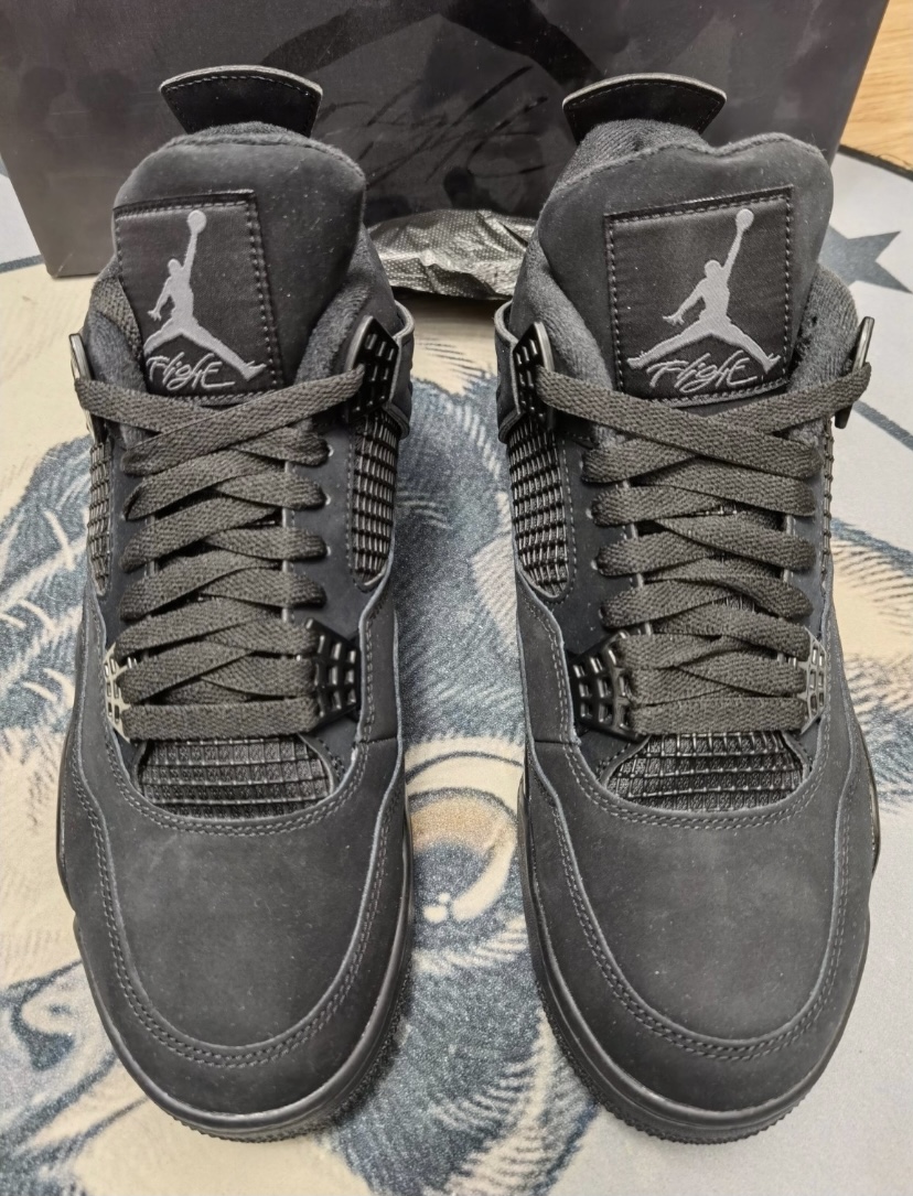  Air Jordan 4 Retro Black Cat  CU1110-010 review Amber Scott 01