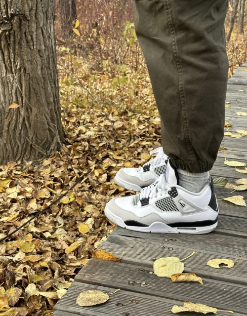 Air Jordan 4 Retro Military Black DH6927-111 review 