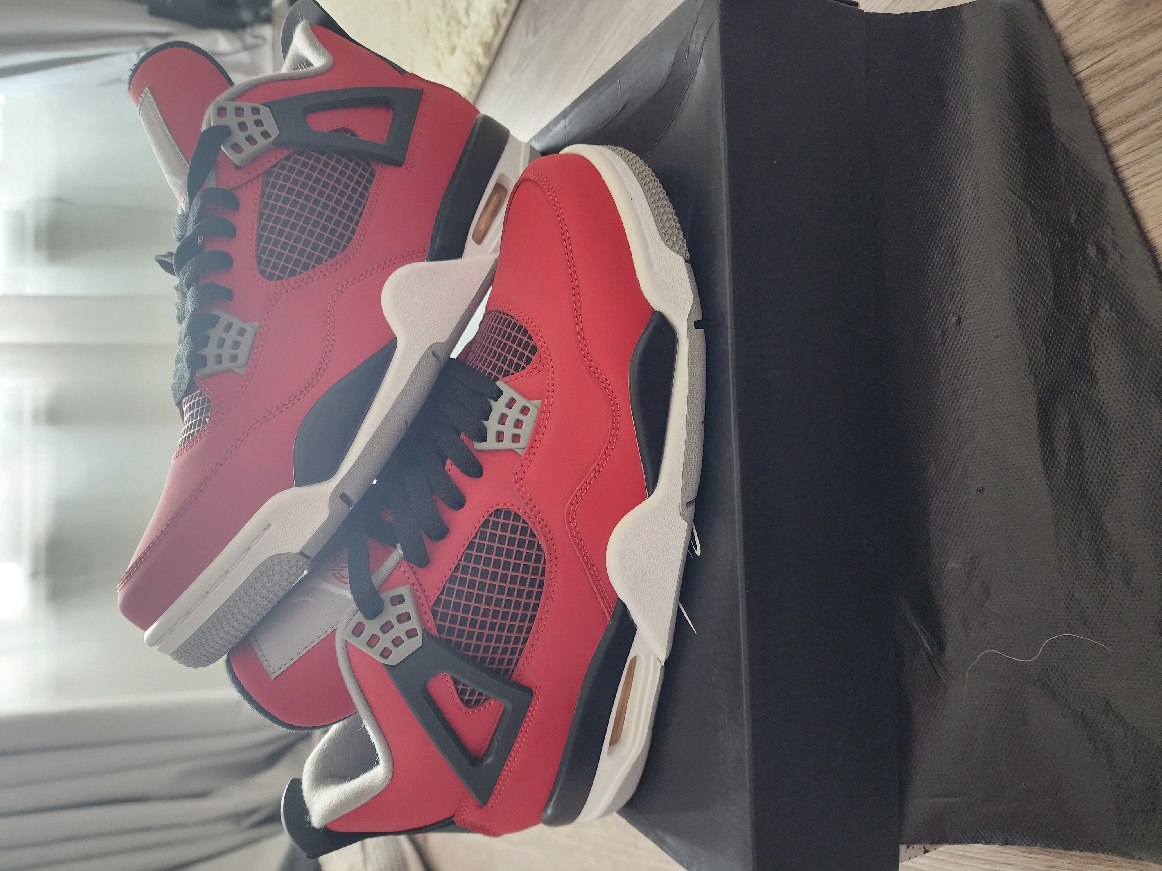 Air Jordan 4 Retro Toro Bravo 308497-603 review Jared 01