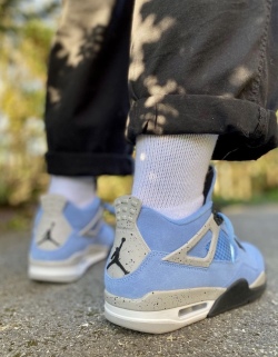 PK God Batch Air Jordan 4 SE University Blue CT8527-400 review xavien****artin 02