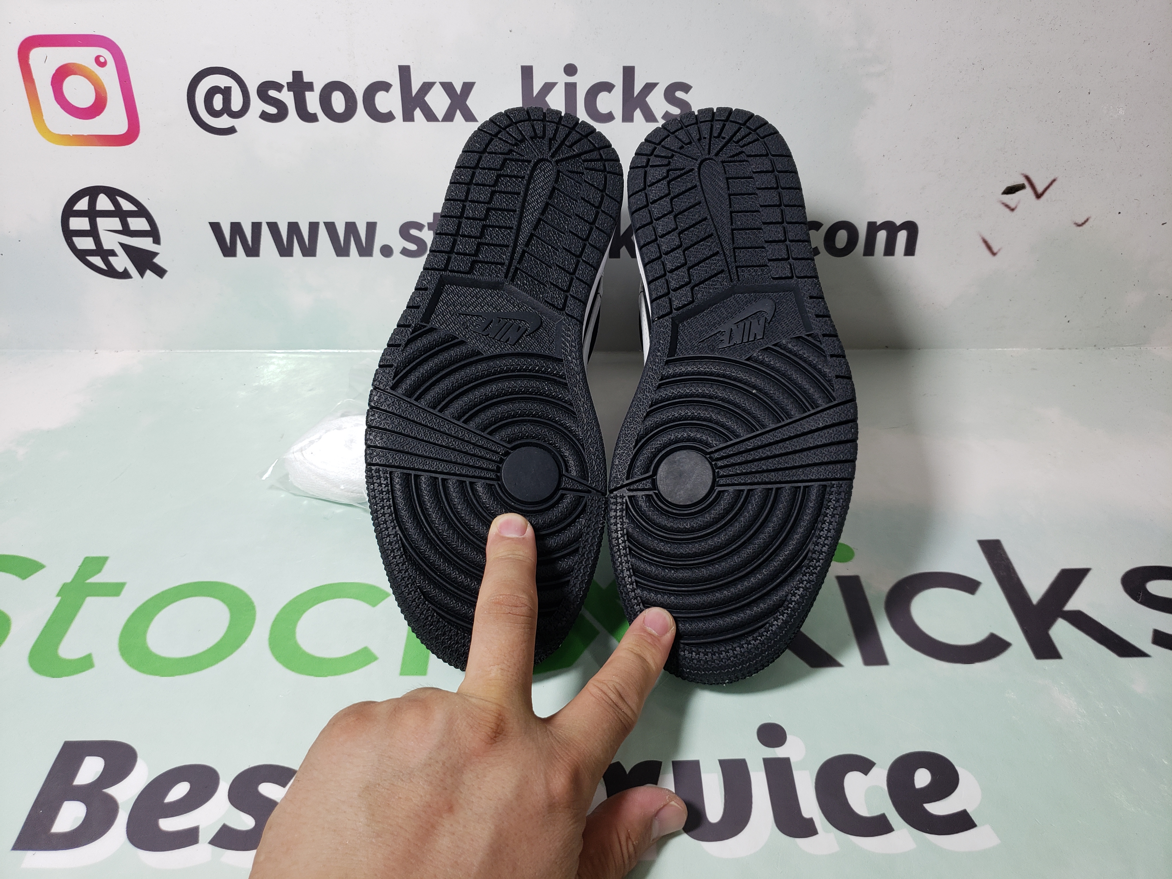 [Sale] Jordan 1 Mid White Black 554724-113 review David 00