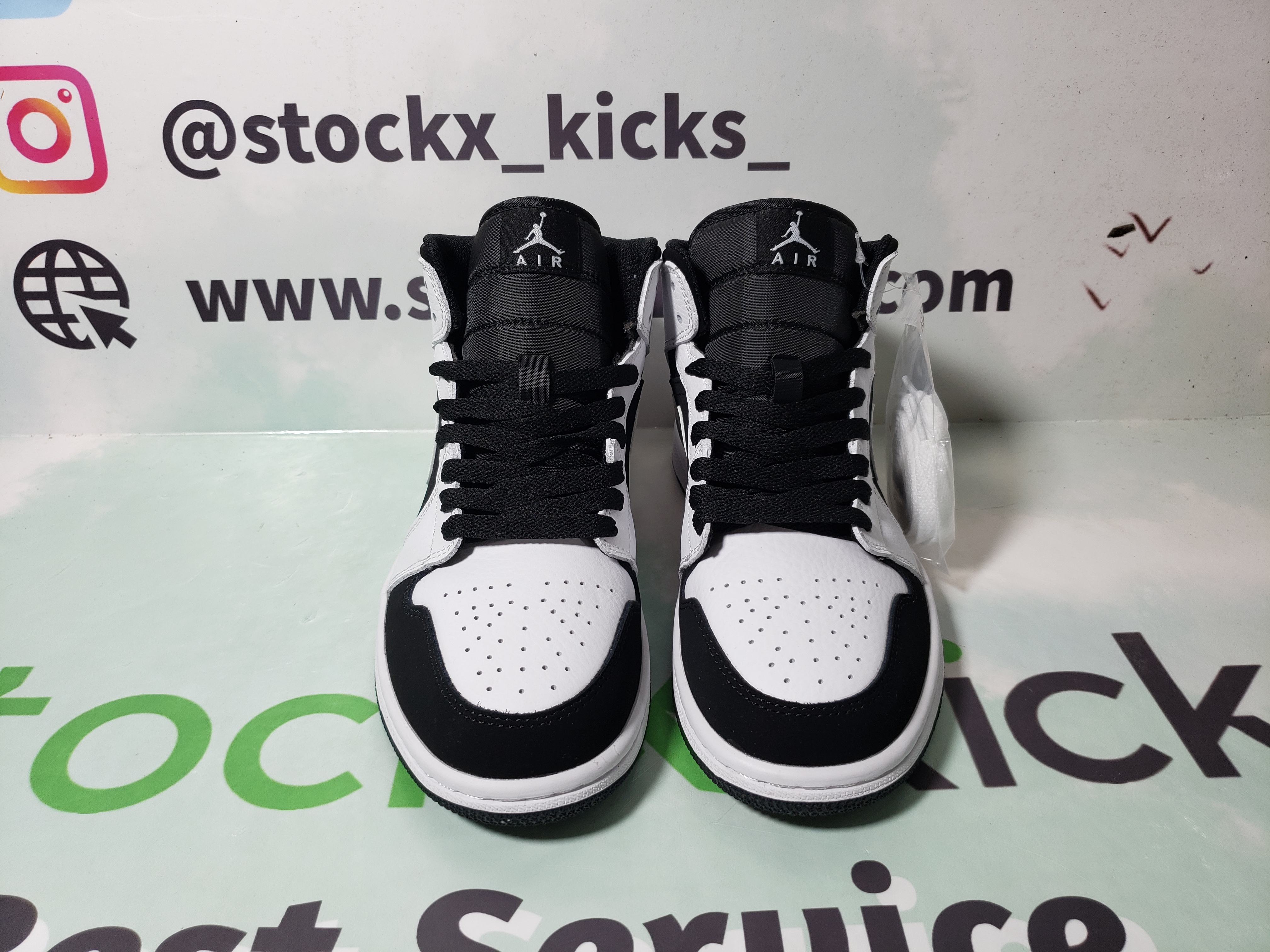[Sale] Jordan 1 Mid White Black 554724-113 review David 02