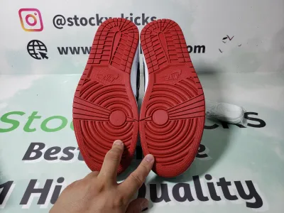 LJR Batch Air Jordan 1 Mid SE USA 852542-104 review Belinda Mansfield 01