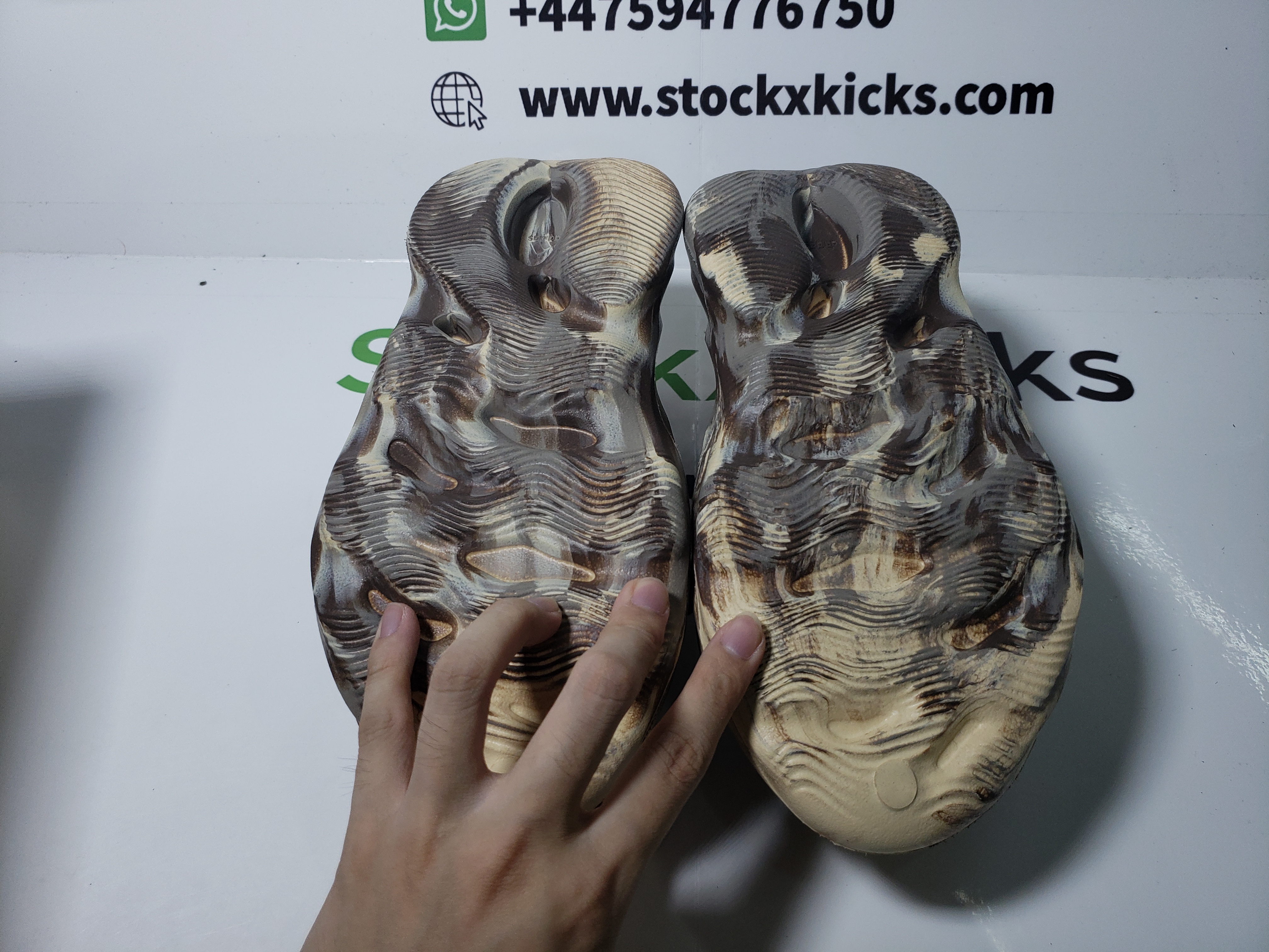 PK God Batch adidas originals Yeezy Foam Runner MX Cream Clay GX8774 review Ken 00