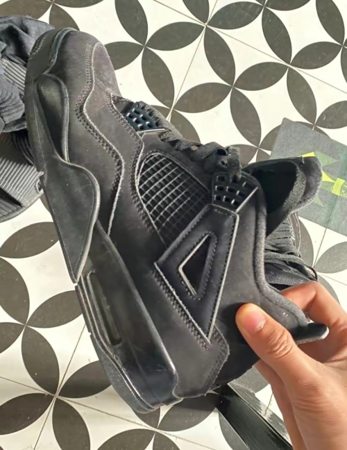 【Top PK God Batch】PK God Batch Air Jordan 4 Retro Black Cat CU1110-010 review 